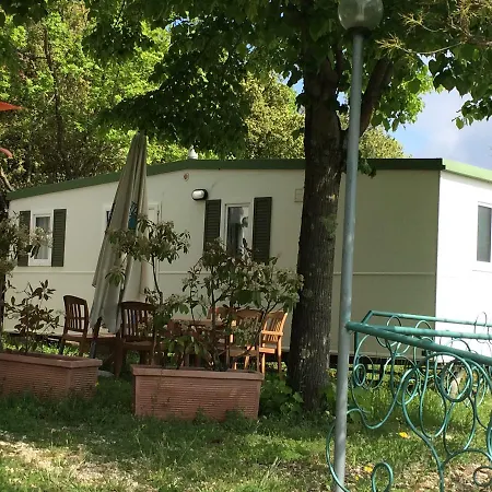 ホリデーパーク Le Soline ムルロ